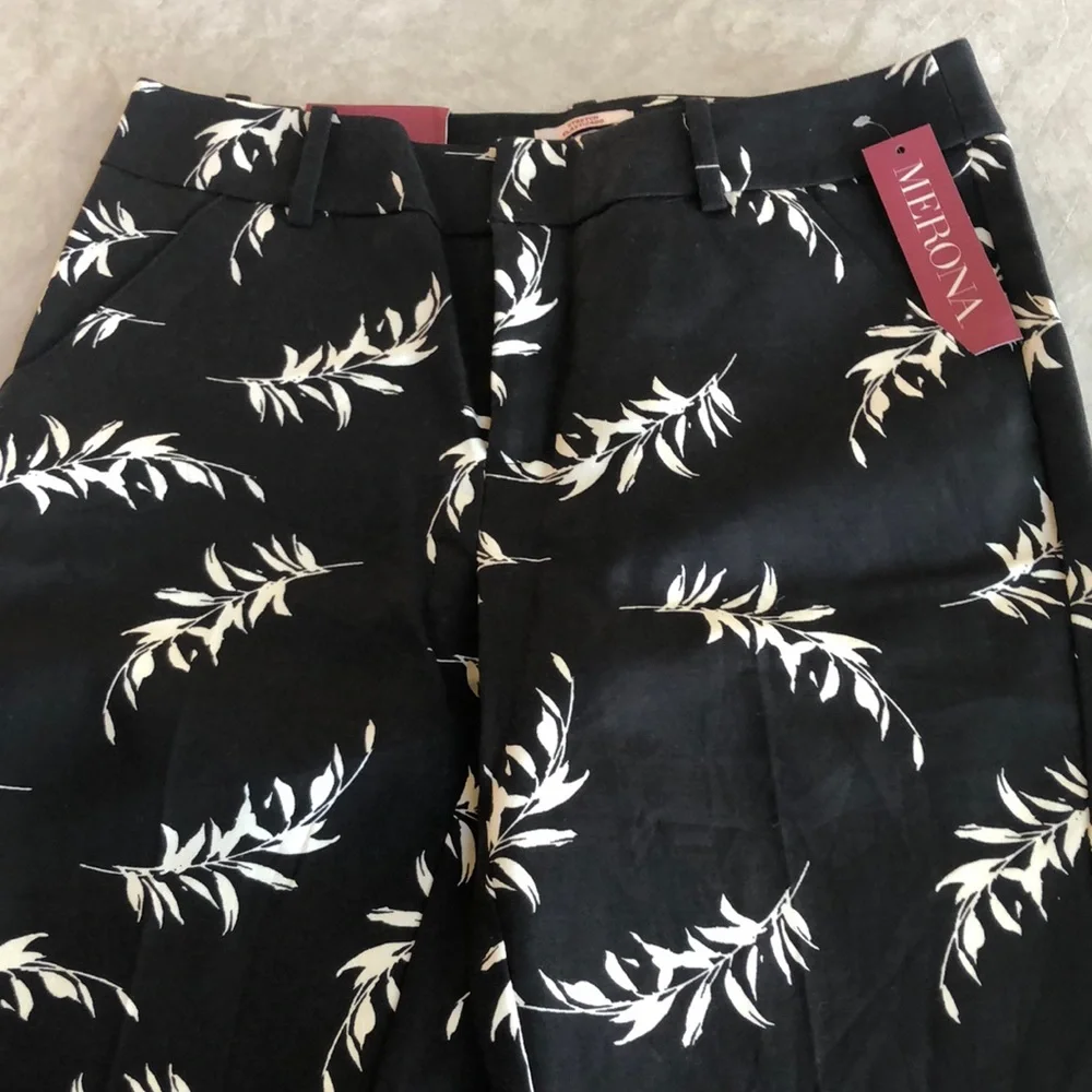 Merona Woman’s Classic Ankle Black White Leaf Print Slim Fit Pants Size 2 - Picture 3 of 15